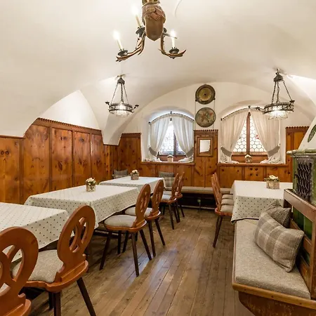 Locanda Alpen Glueck Unterm Rain Garni Kirchberg in Tirol
