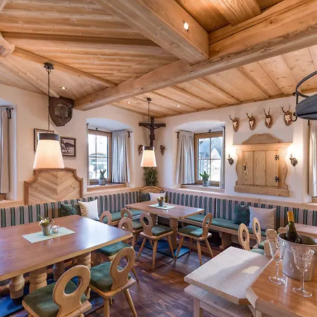 Alpen Glueck Unterm Rain Garni Inn