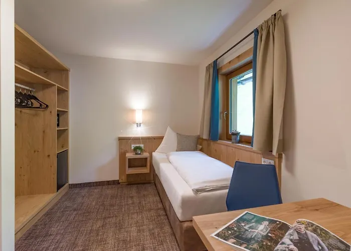 Alpen Glueck Unterm Rain Garni 4*