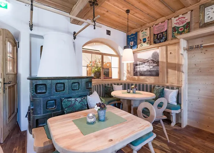 Zajazd Alpen Glueck Unterm Rain Garni