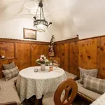Inn Alpen Glueck Unterm Rain Garni Kirchberg in Tirol
