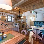 Alpen Glueck Unterm Rain Garni Inn 4*