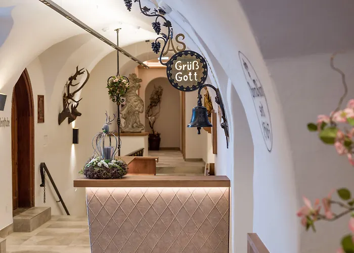 Alpen Glueck Unterm Rain Garni